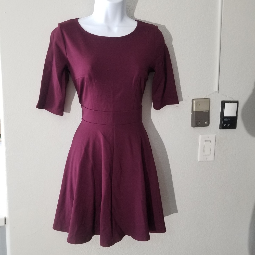 Lulu's Dress Cherry Color M